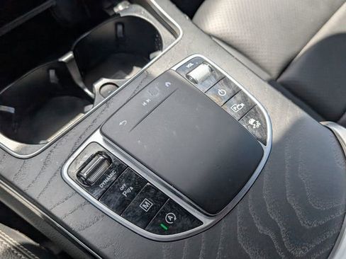 Used 2022 Mercedes-Benz GLC 300 image 25