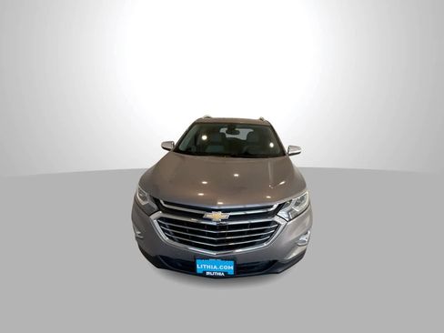 Used 2018 Chevrolet Equinox Premier image 3