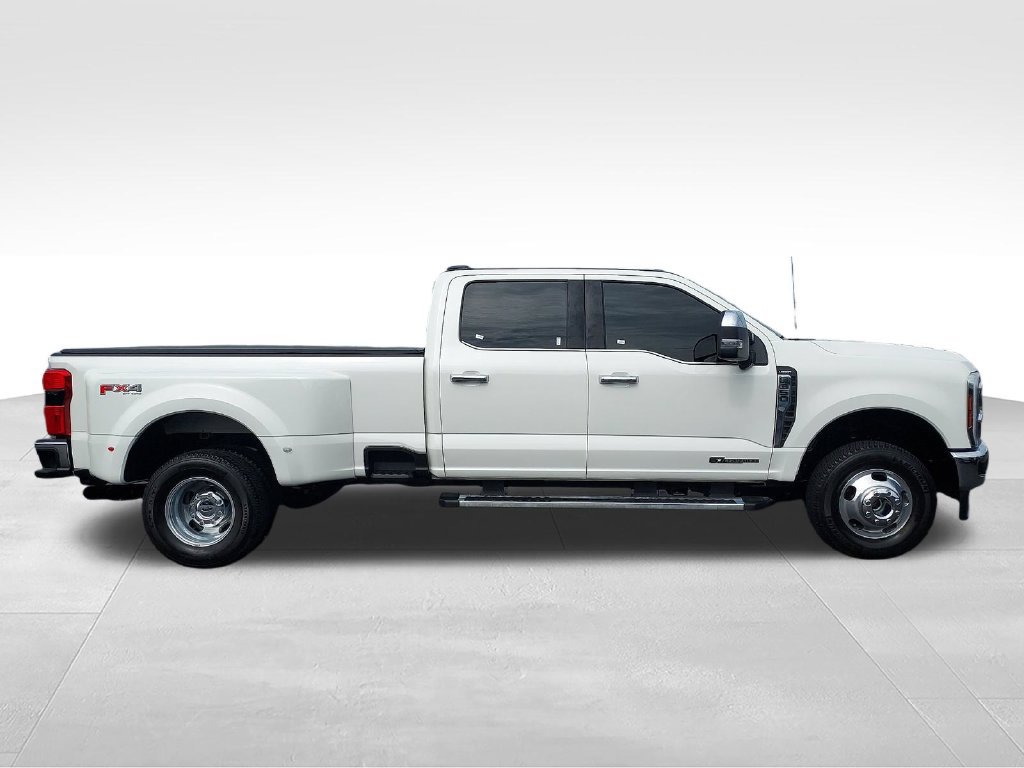 Used 2025 Ford F350 Lariat w/ Chrome Package AWD/4WD image 6