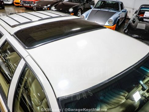 Used 1992 Buick Roadmaster Estate image 16