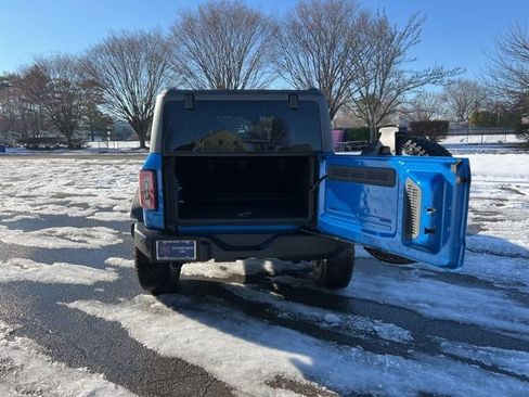 Used 2024 Ford Bronco Wildtrak image 29