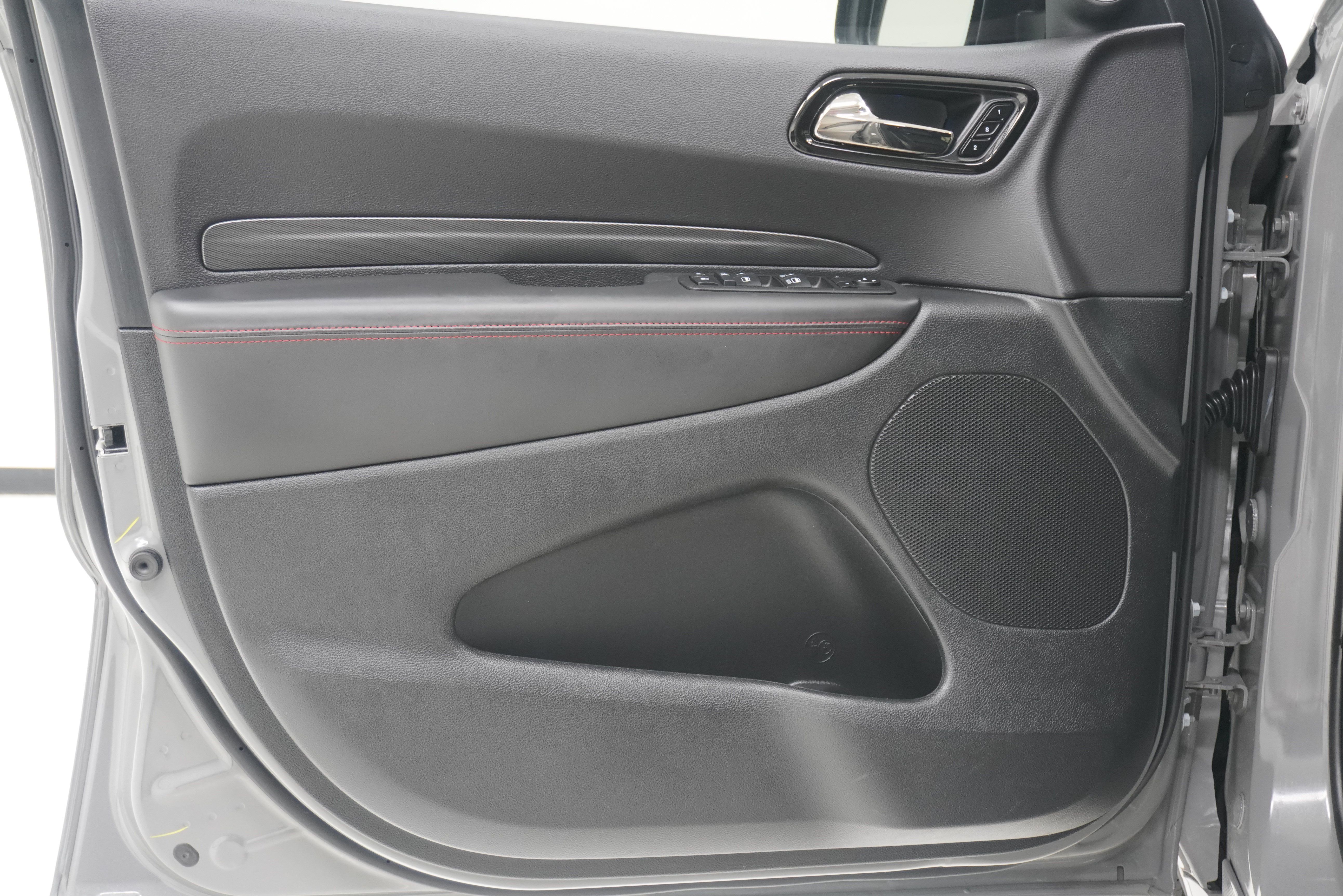Used 2025 Dodge Durango R/T AWD/4WD image 17