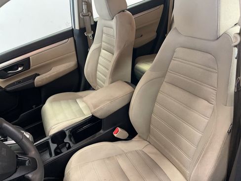 Used 2018 Honda CR-V LX image 17