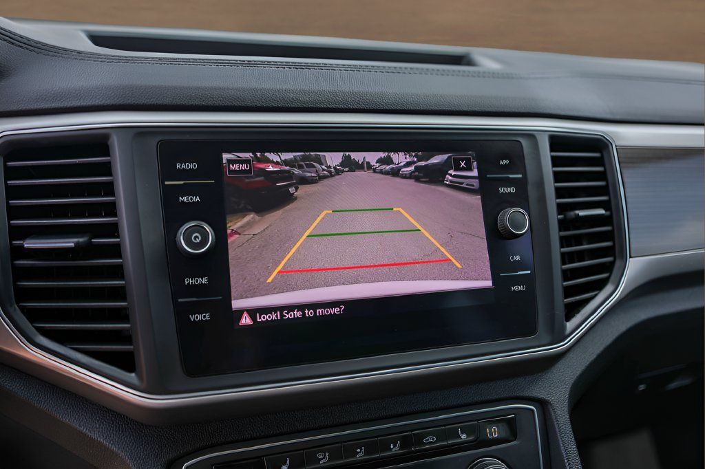 Used 2019 Volkswagen Atlas SE FWD image 16