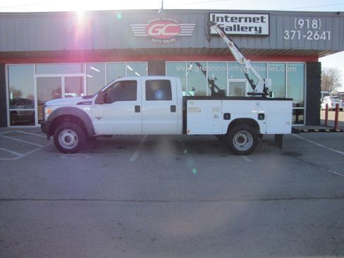 Used 2011 Ford F550 4x4 Crew Cab Super Duty w/ Payload Upgrade Pkg image 26