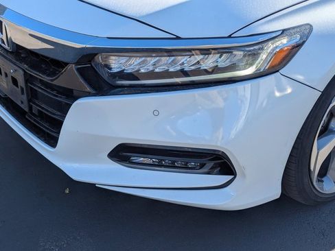 Used 2019 Honda Accord Touring image 11