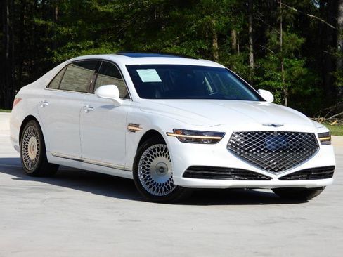 Used 2020 Genesis G90 3.3T Premium image 15