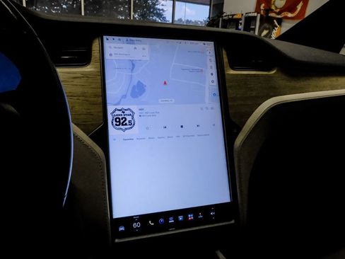 Used 2021 Tesla Model X Long Range AWD/4WD image 33