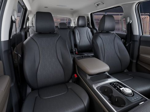 New 2026 Kia Carnival EX FWD image 17