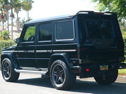 Used 2015 Mercedes-Benz G 63 AMG 4MATIC image 4