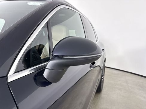 Certified 2021 Porsche Cayenne E-Hybrid AWD/4WD image 12
