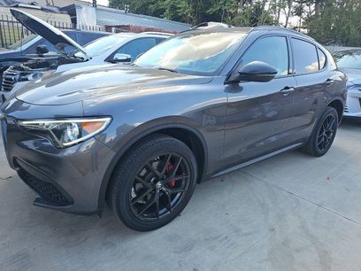 Used 2020 Alfa Romeo Stelvio w/ Nero Edizione