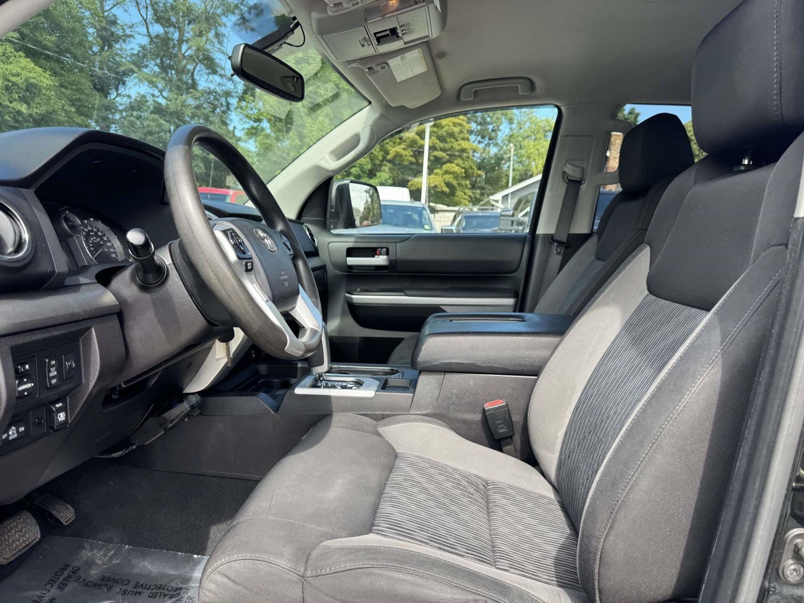 Used 2014 Toyota Tundra SR5 AWD/4WD image 13