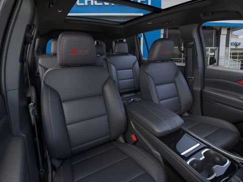New 2026 Chevrolet Traverse Z71 w/ Enhanced Driving Package image 16
