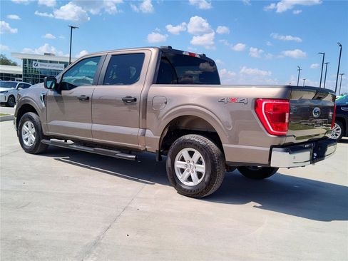 Used 2023 Ford F150 XLT image 4