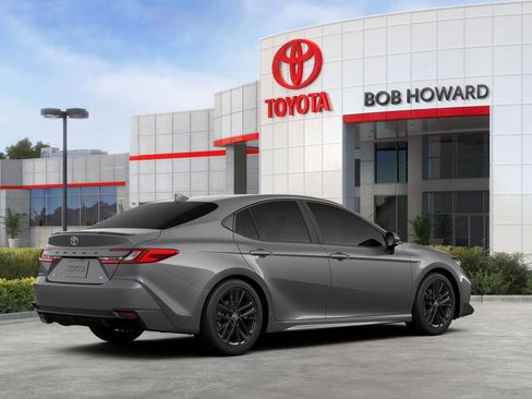 New 2026 Toyota Camry SE w/ Convenience Package FWD image 31