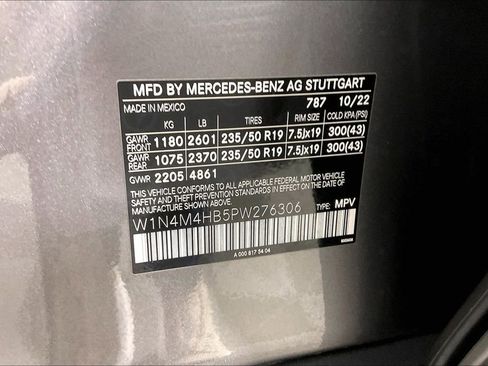 Certified 2023 Mercedes-Benz GLB 250 4MATIC image 25