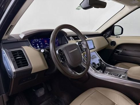 Used 2019 Land Rover Range Rover Sport SE image 9