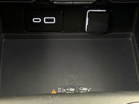 Used 2024 Chevrolet Suburban RST image 52