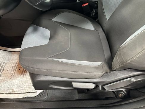 Used 2018 Ford Focus ST FWD image 13