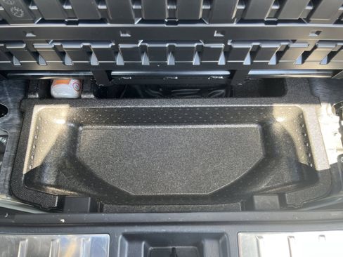 Used 2023 Mitsubishi Outlander SE AWD/4WD image 12