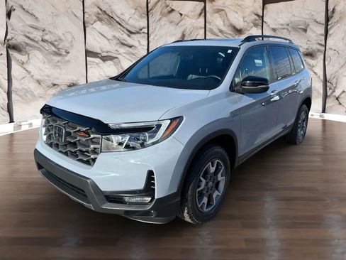 Used 2022 Honda Passport TrailSport image 7