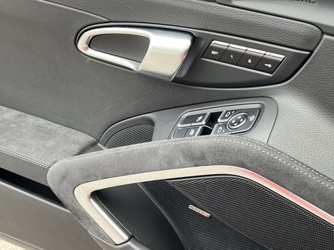Used 2021 Porsche 718 Boxster GTS image 27