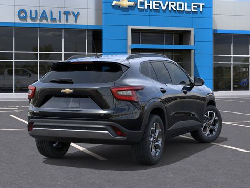 New 2026 Chevrolet Trax LT w/ Driver Confidence Package image 28