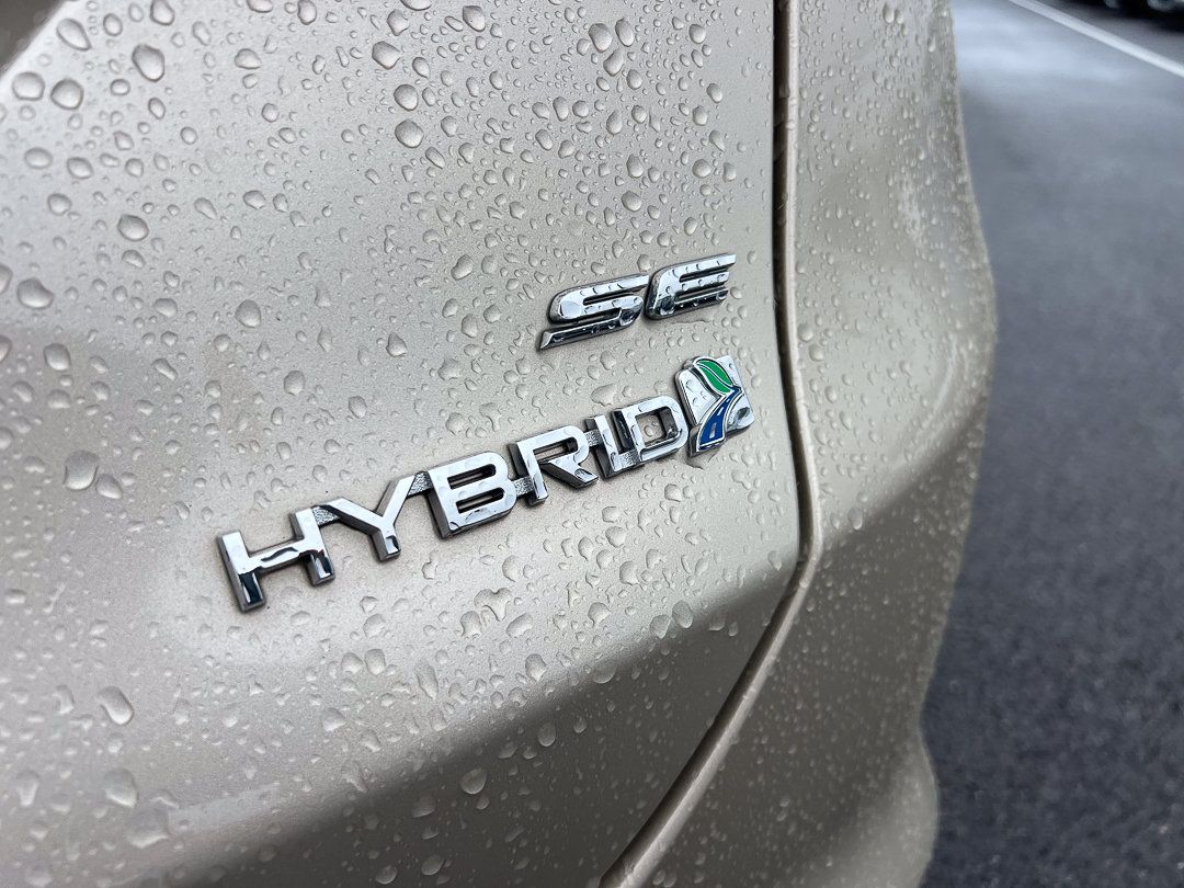 Used 2018 Ford Fusion SE FWD image 6