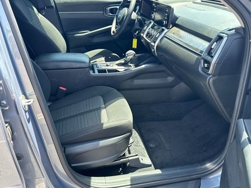 Used 2023 Kia Sorento LX FWD image 13