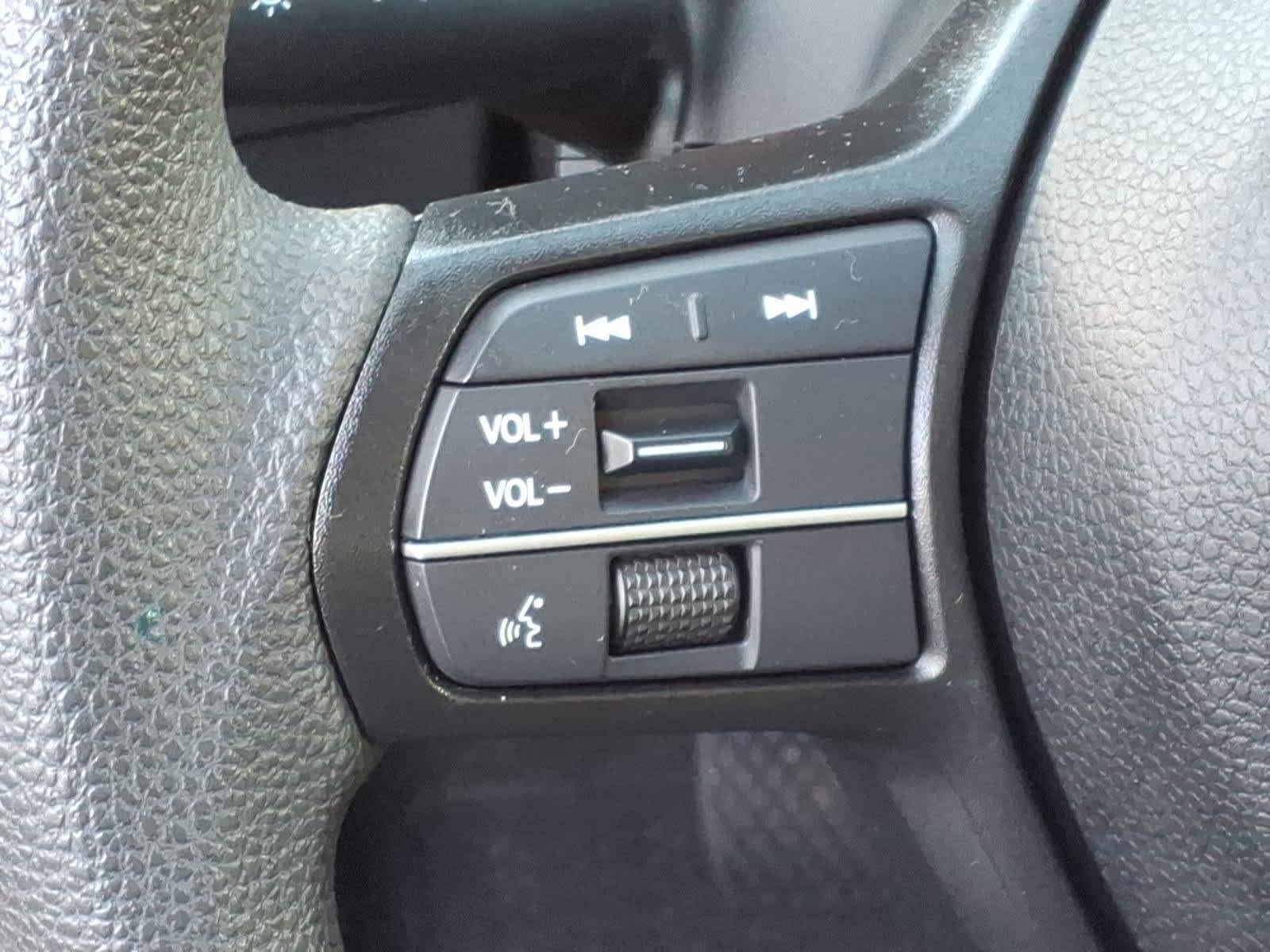 Used 2023 Honda Accord EX image 17
