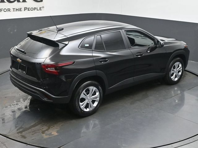 New 2026 Chevrolet Trax LS FWD image 19