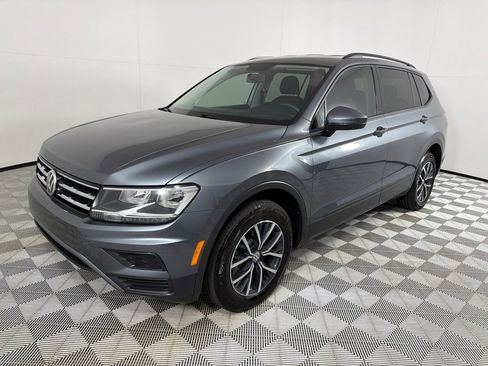 Used 2021 Volkswagen Tiguan S FWD image 9