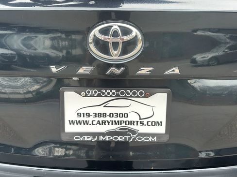 Used 2013 Toyota Venza LE w/ LE Convenience Pkg FWD image 19