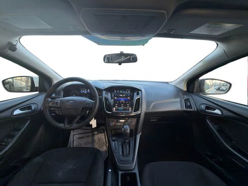 Used 2018 Ford Focus SEL image 21