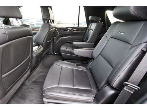Certified 2024 Cadillac Escalade Luxury image 7