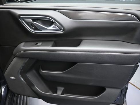 Used 2023 GMC Yukon AT4 w/ Technology Package image 33