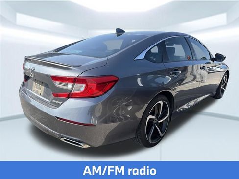 Used 2018 Honda Accord Sport image 6