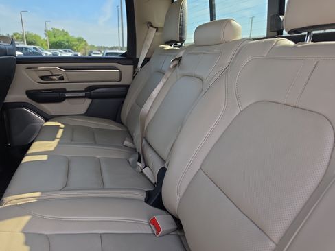 Used 2021 RAM 1500 Limited AWD/4WD image 12