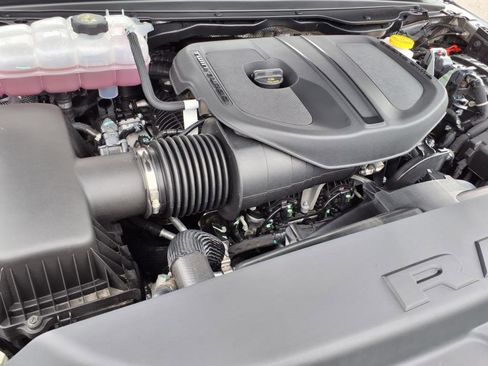 Used 2025 RAM 1500 Big Horn AWD/4WD image 18