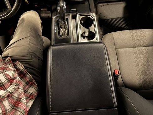 Used 2018 Ford F150 XLT w/ Equipment Group 302A Luxury image 29