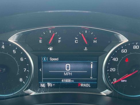 Used 2024 Chevrolet Equinox LT FWD image 25