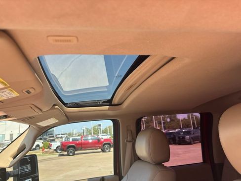 Used 2016 Ford F350 Lariat w/ Lariat Ultimate Package AWD/4WD image 17