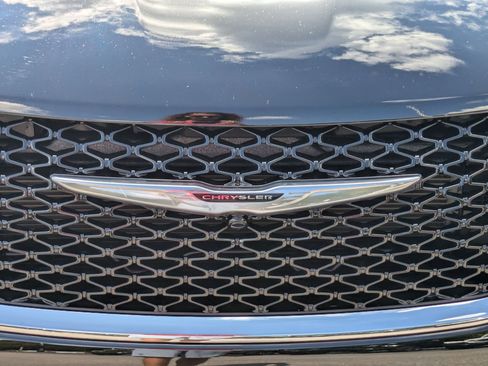 New 2026 Chrysler Pacifica Select image 31