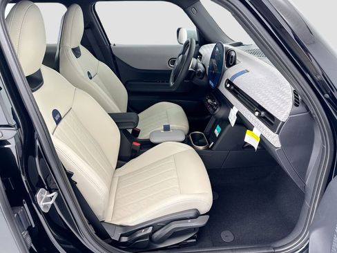 New 2026 MINI Cooper S image 19