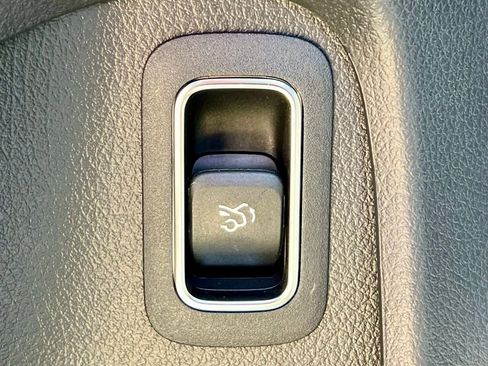 Certified 2022 Mercedes-Benz CLA 35 AMG CLA 35 AMG image 32