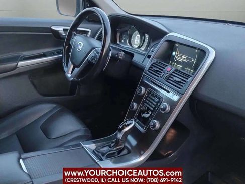 Used 2015 Volvo XC60 T6 w/ Proximity Package image 26