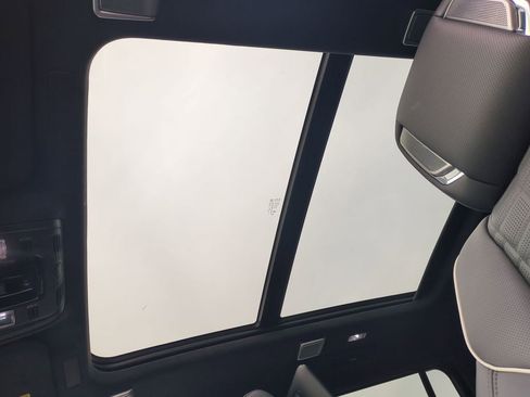 New 2026 Cadillac Escalade ESV Platinum Luxury image 18