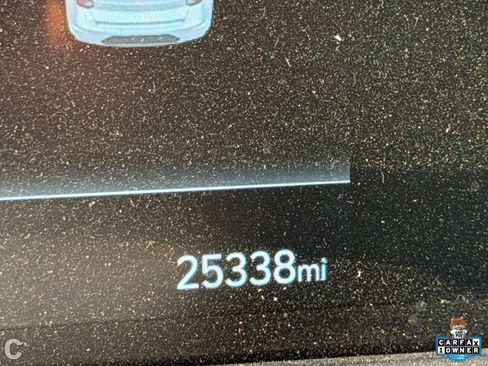 Used 2025 Hyundai Venue SEL FWD image 8