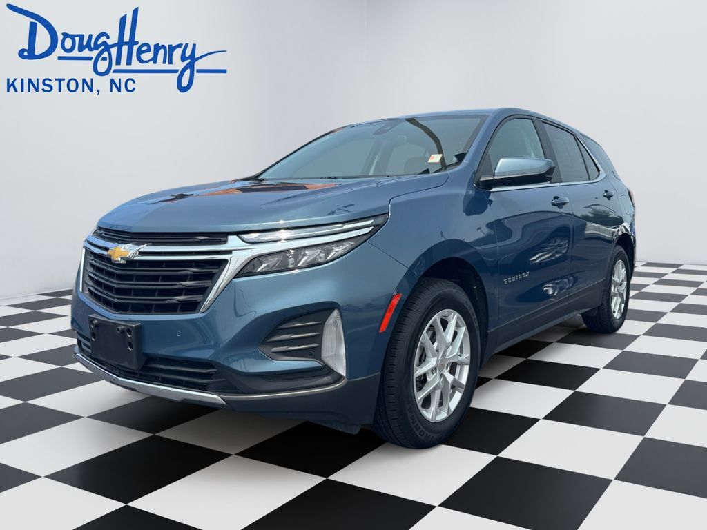 Used 2024 Chevrolet Equinox LT AWD/4WD image 1